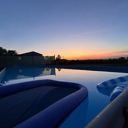 Pineta With Exclusive Pool